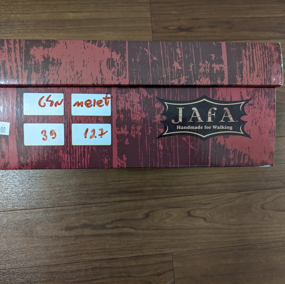 Jafa boots size 39